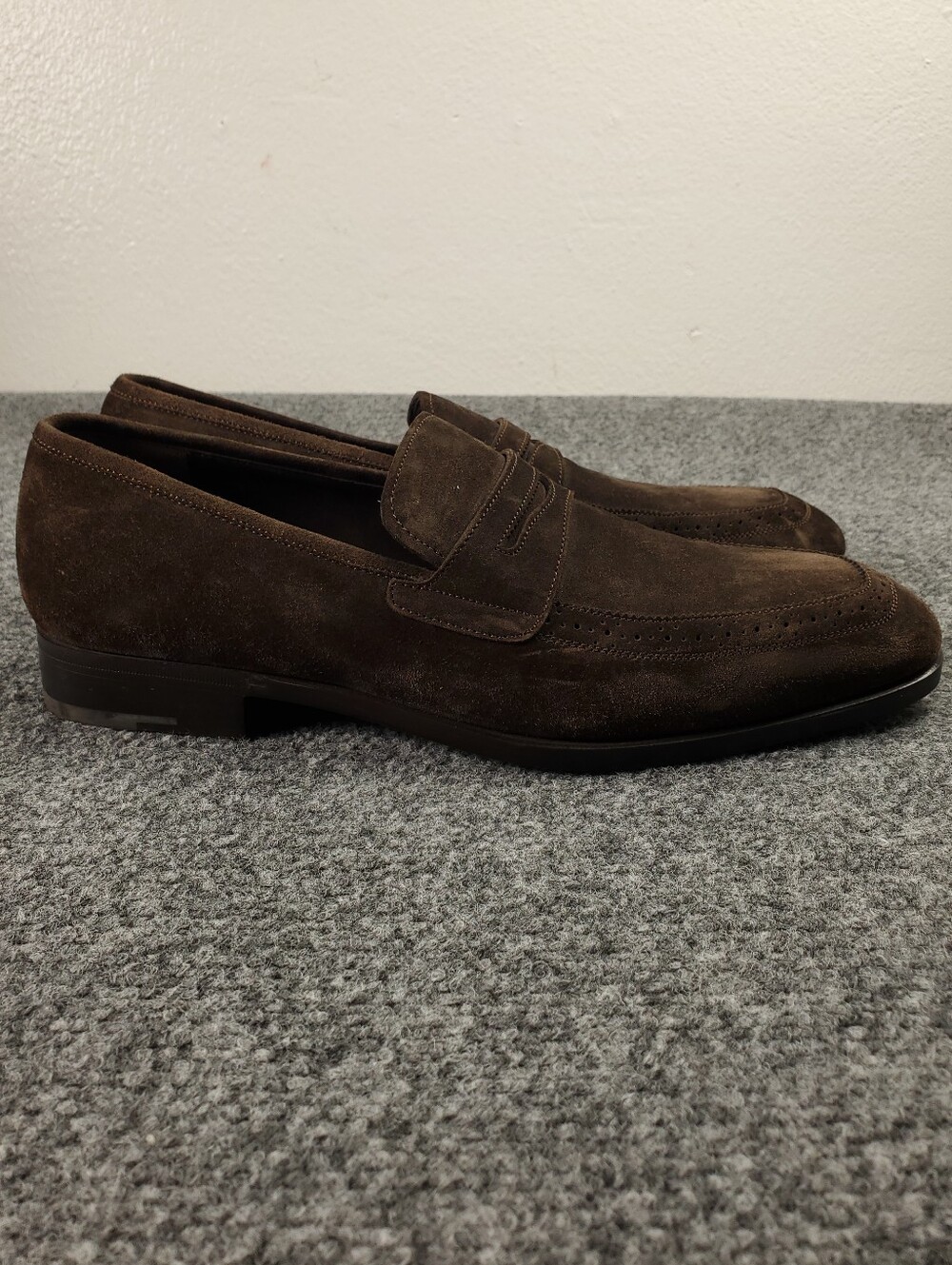 Salvatore Ferragamo Penny Loafers 8.5 D Suede Brown U-Tip Made in Italy Brogue